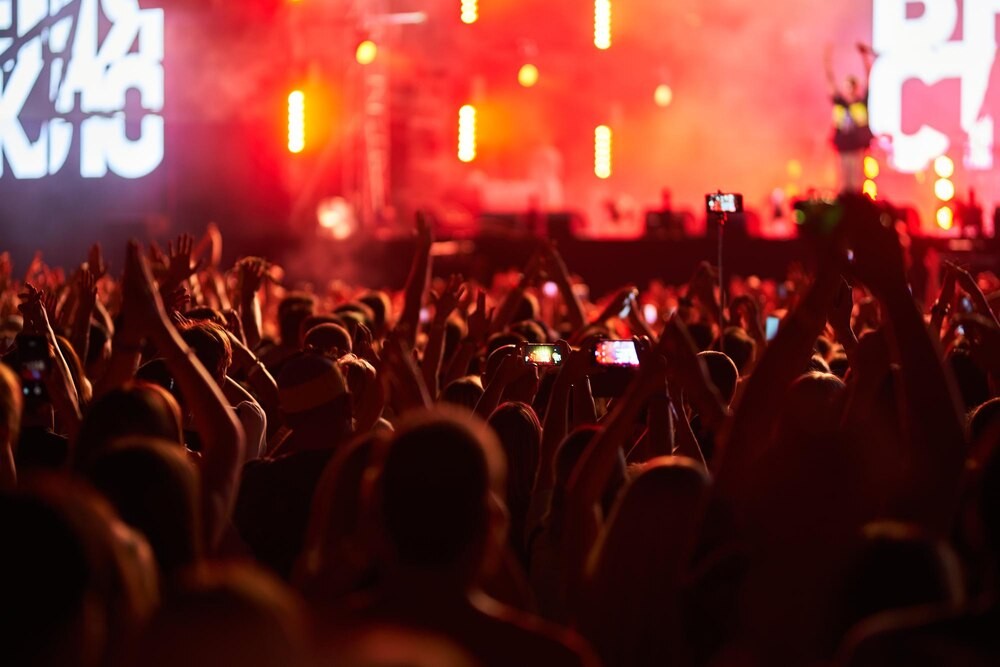 Noc pełna emocji: Premiera „Sirât” i niezapomniane afterparty w Łodzi!
