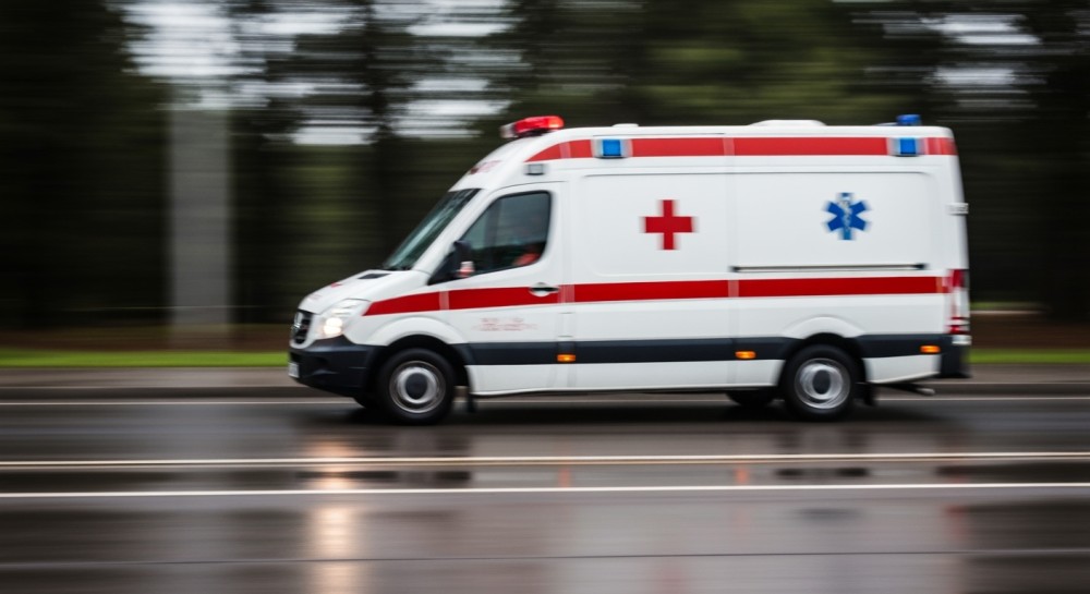 Zimowe bezpieczeństwo: Policjanci uczą dzieci, jak unikać zagrożeń
