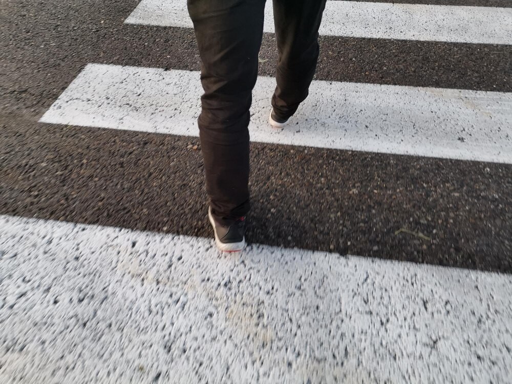 Bezpieczne drogi w obliczu tragicznych wypadków: Czas na zmiany!