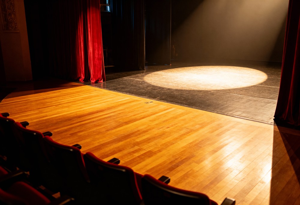 Noworoczne Teatralne Przygody w Łodzi: Co Zobaczyć w Styczniu?