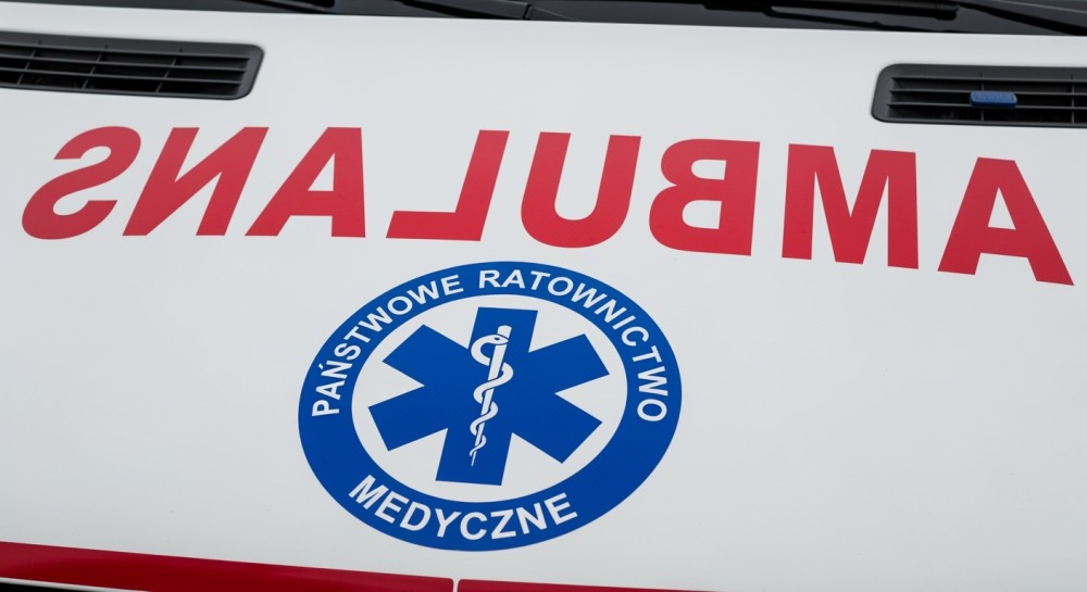 Zimowe wsparcie dla potrzebujących: Policja i ośrodek pomocy w akcji