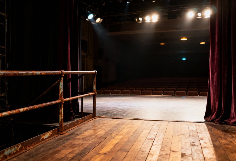 Teatropolis 2023: Łódź w teatrze – odkryj niezwykłe spektakle!