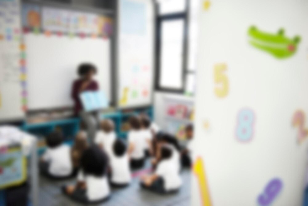 Pierwszoklasiści z Ostrowa rozpoczęli nowy etap edukacji poprzez uroczyste ślubowanie