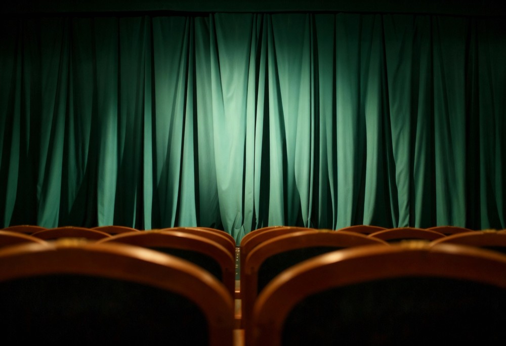 Festiwal Szkół Teatralnych w Łodzi: Młode talenty na scenie!
